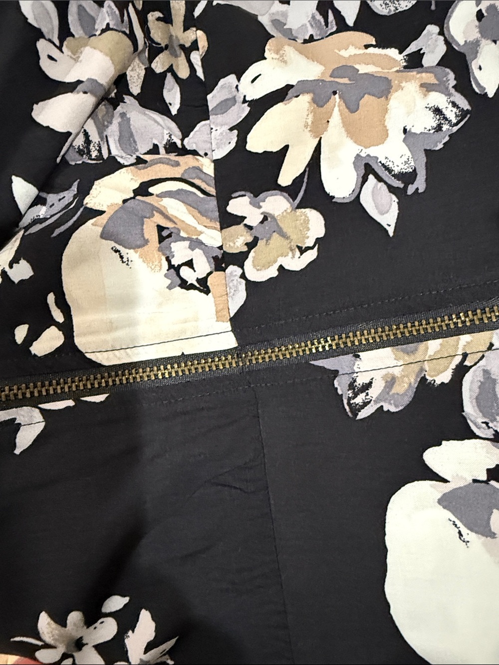 Old Navy NWT Black Floral Dress with Cream and Gray Blooms XL 100% Rayon - Picture 10 of 10